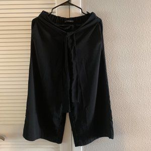 ZARA Women Wide Leg Crop Capri Pants 7901/130, Black, Size S